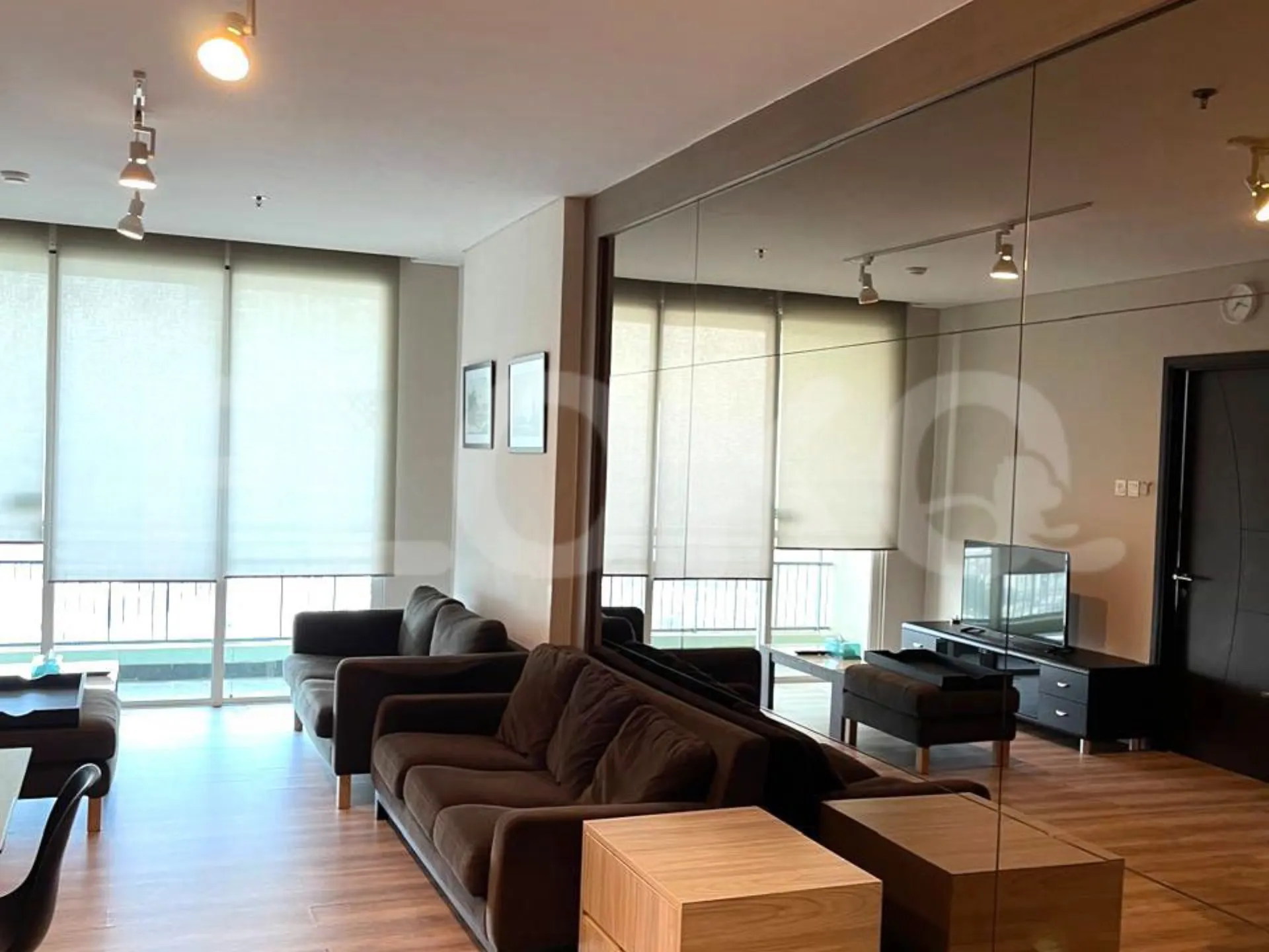 Interior unit 4