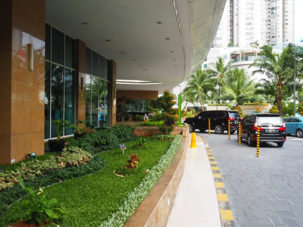 Car Lobby