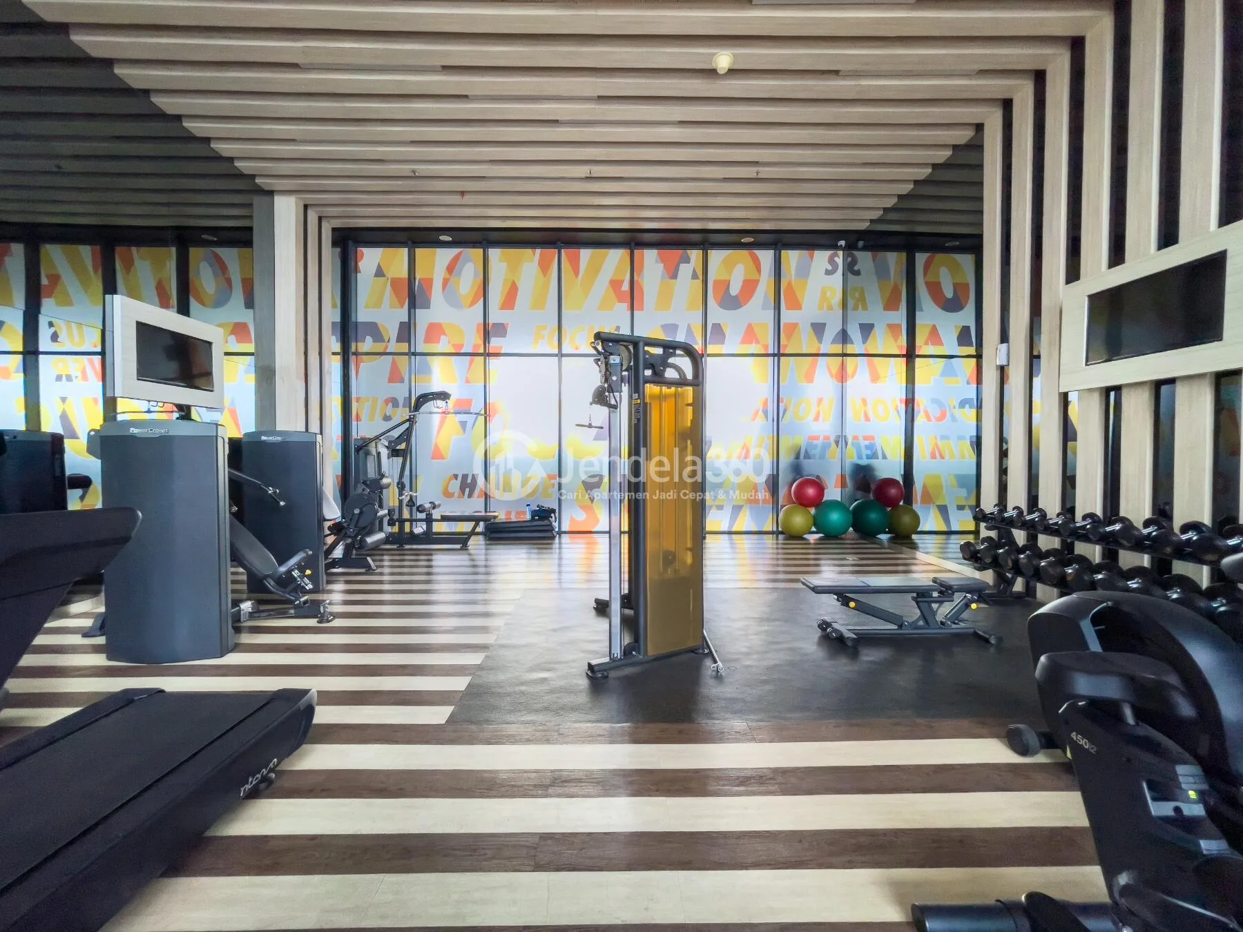 Apartemen Central Park Sewa 3BR Neo Soho Residences - foto 3