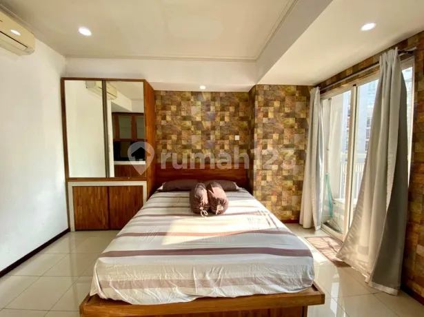 Apartemen Central Park Sewa 2BR Royal Mediterania